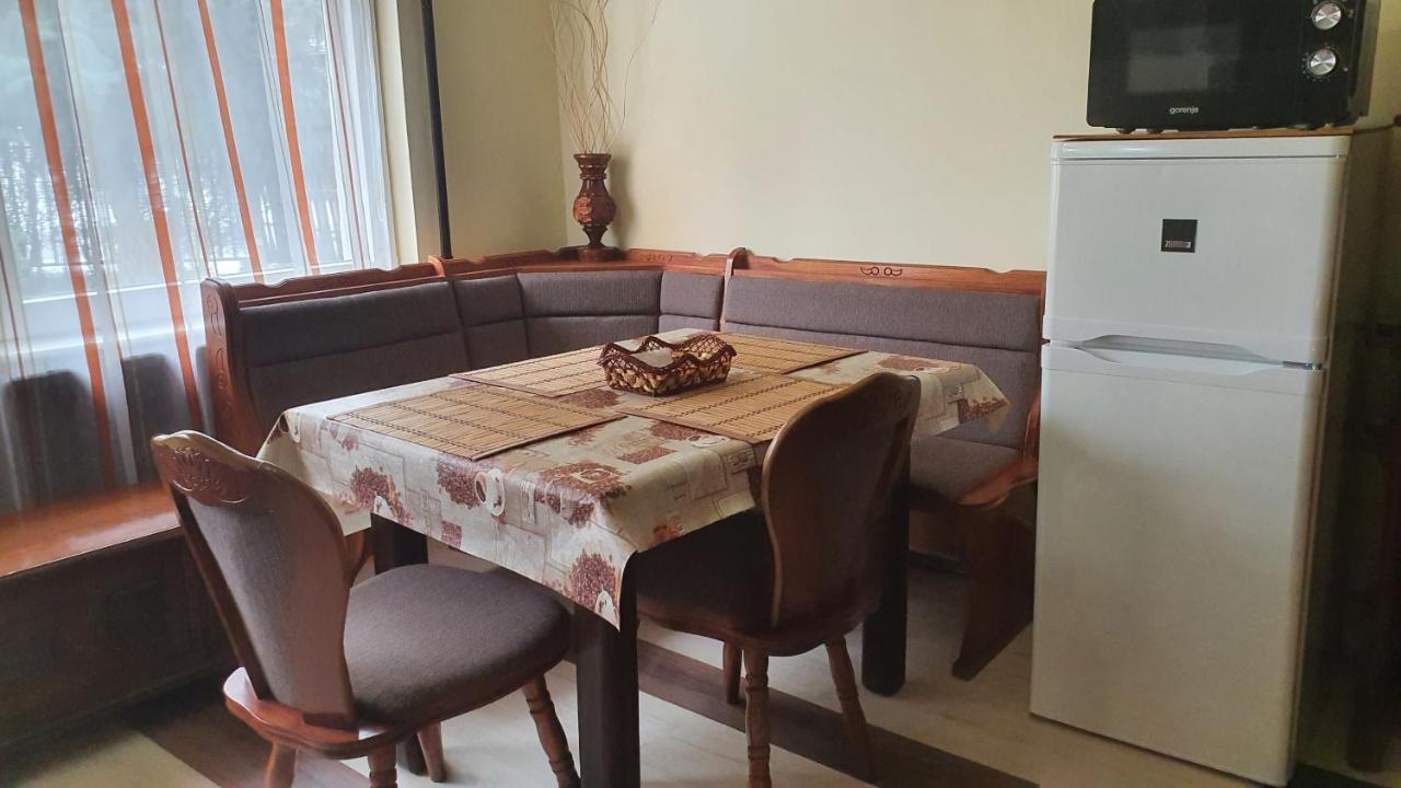 Ruttkai Vendeghaz Lägenhet Székesfehérvár Exteriör bild