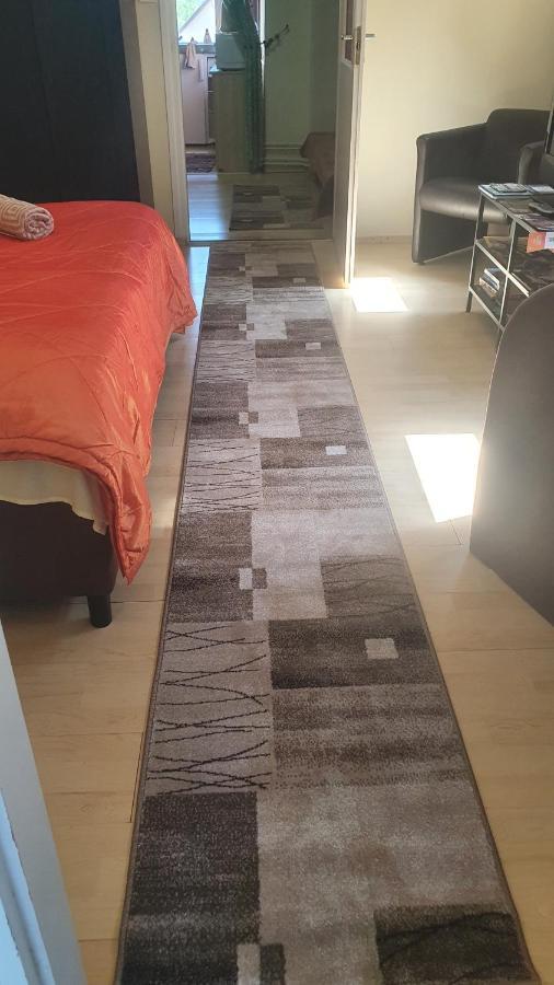 Ruttkai Vendeghaz Lägenhet Székesfehérvár Exteriör bild